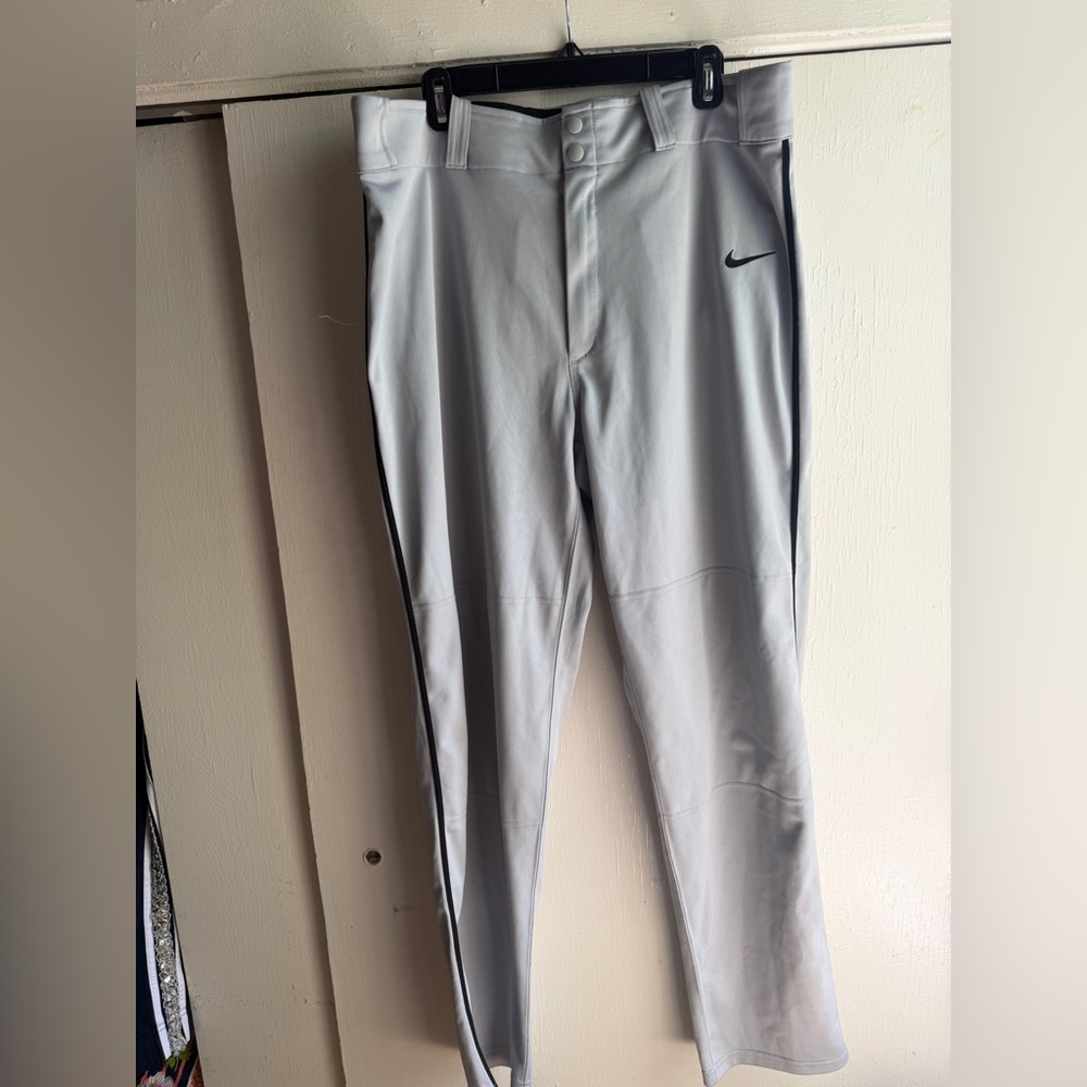 Nike Men’s Gray Athletic Pants - Dri-FIT Performance